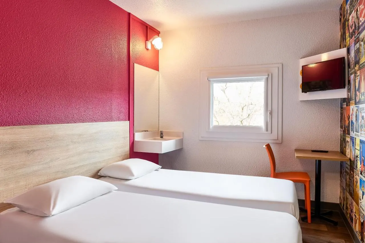 Hotelf1 Geneve Saint Julien En Genevois Viry  Viry (Haute-Savoie)